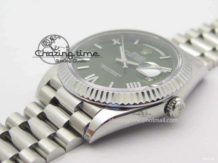 MiroTime 0424 Stretchable DayDate 40mm BP-Maker 228206 SS Green Roman Dial (Fluted Bezel) On SS Bracelet ETA 3904